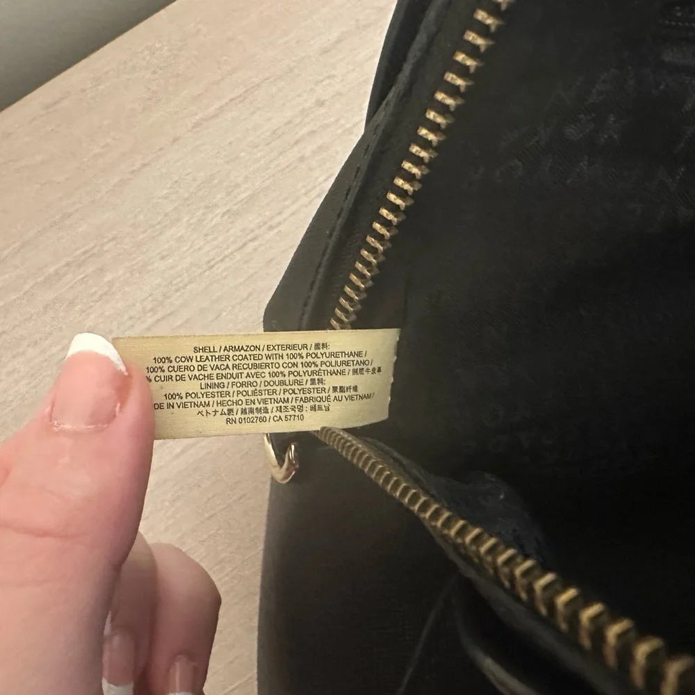 Kate Spade Reiley Satchel - Picture 9 of 9